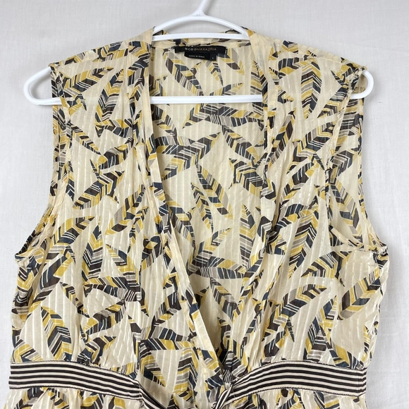 BCBGMAXAZRIA Printed Silk Blouse - Picture 3 of 7